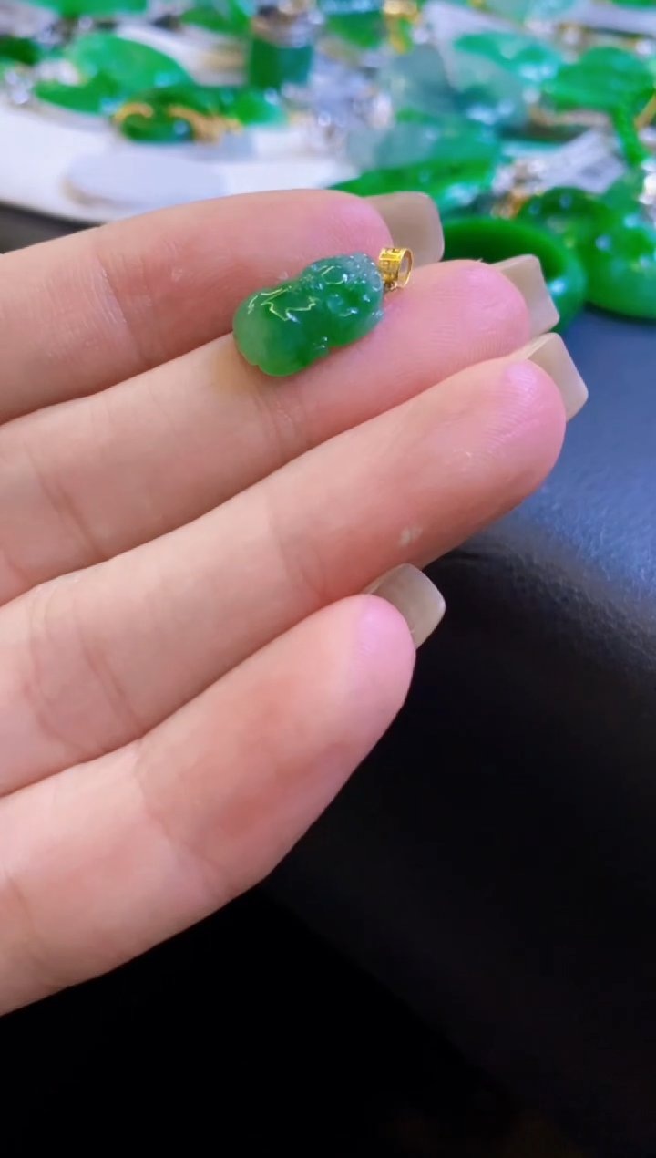 【闪购商品】定制翡翠18K金镶嵌貔貅