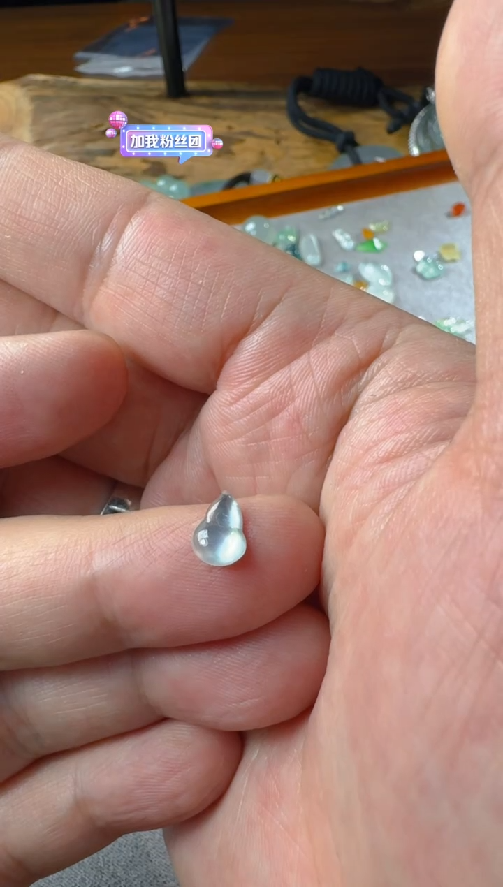 未镶嵌定制翡翠星***?葫芦