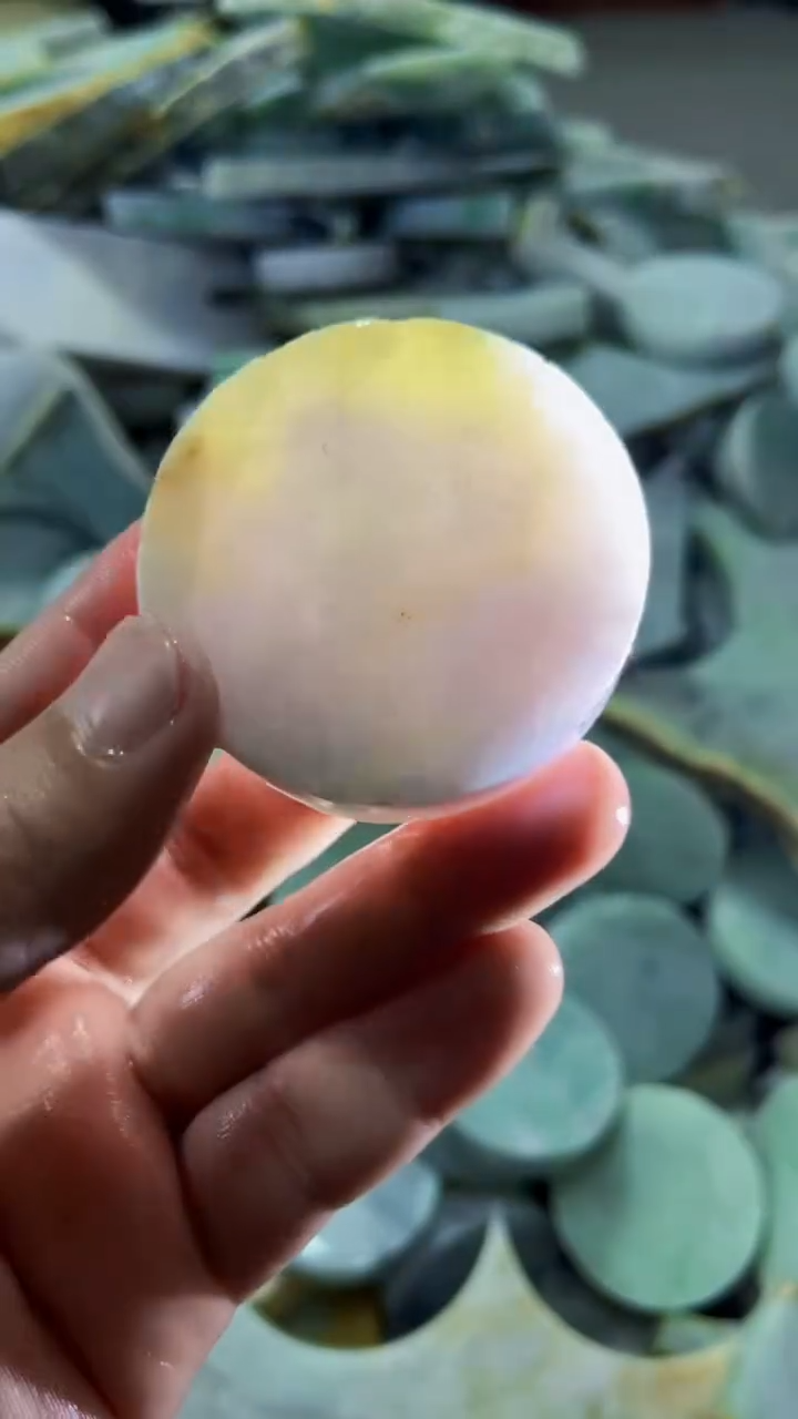 【闪购商品】翡翠挂件未镶嵌A货康壹178