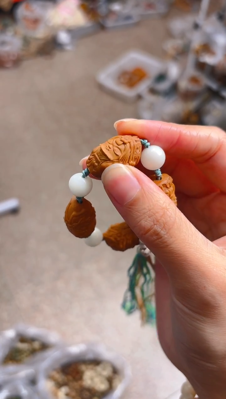 吊坠橄榄核橄榄核雕刻 不听手捻