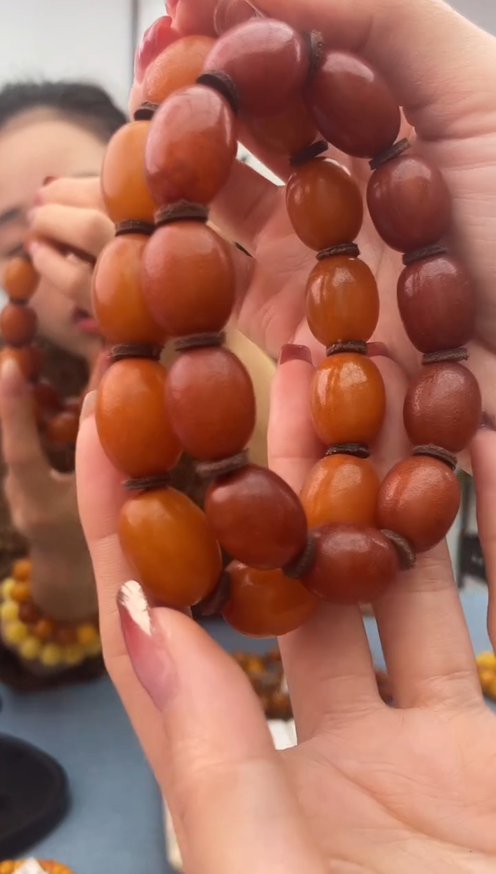 【闪购商品】蜜蜡珠宝奇石未镶嵌假一赔十，多样性发一件0