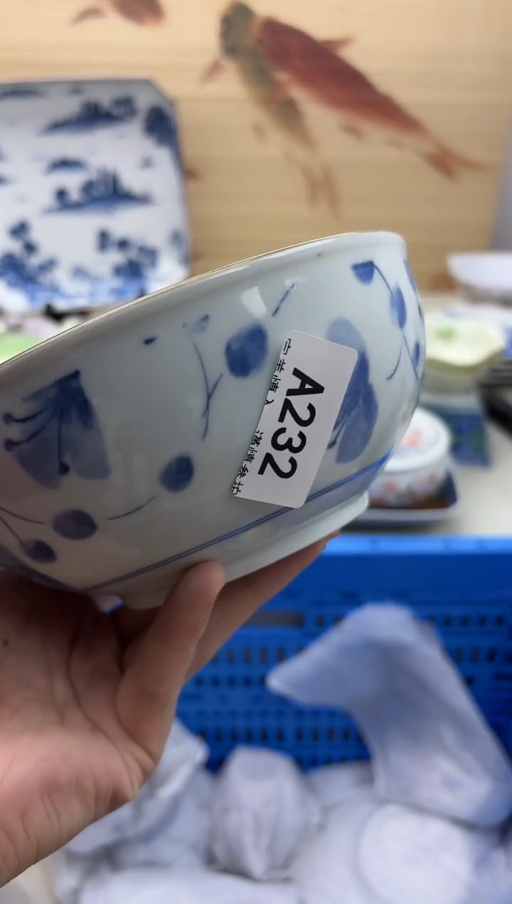 瓷片自**在232                            
