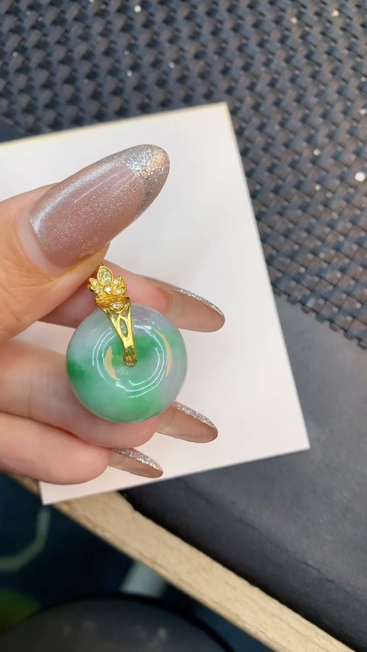 颈饰未镶嵌翡翠1