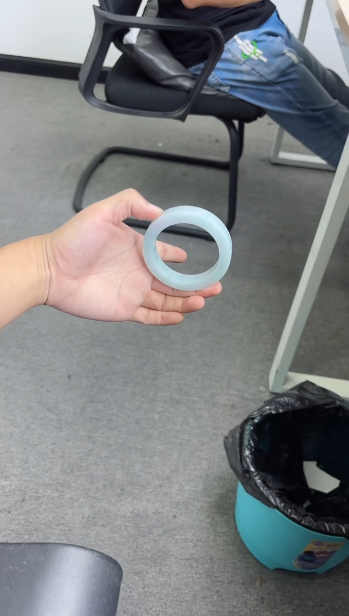 未镶嵌手镯定制翡翠随****s手镯