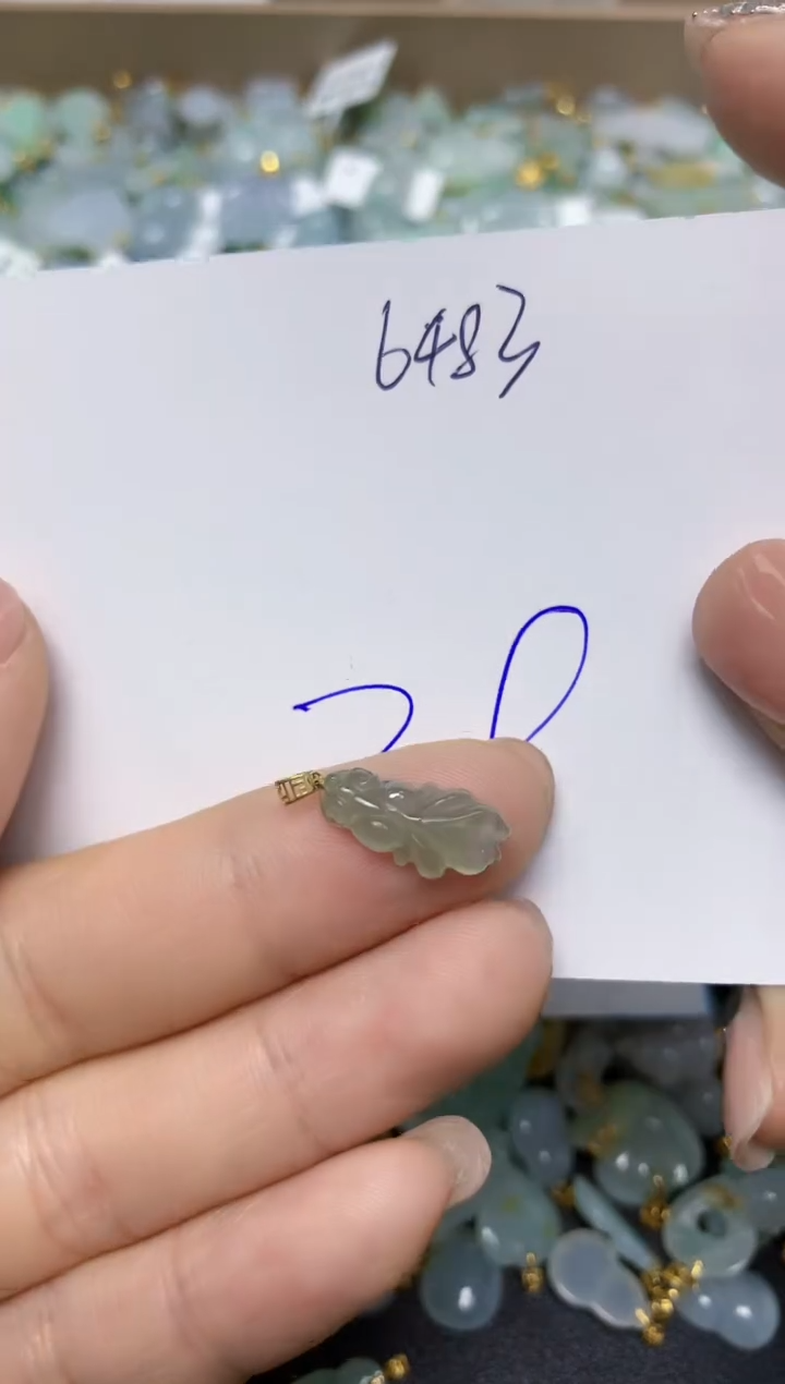 【闪购商品】翡翠挂件18K金镶嵌 天然翡翠A货