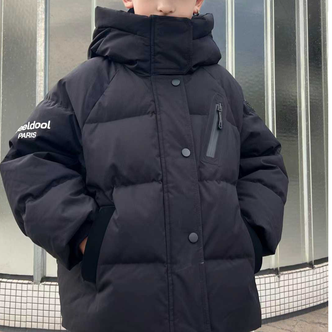 13男童25冬季韩版加厚羽绒服8201