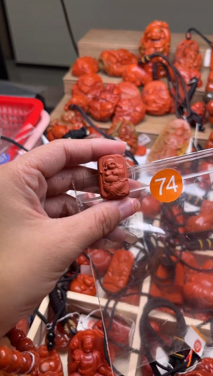 【闪购商品】南红玛瑙珠宝奇石合金74