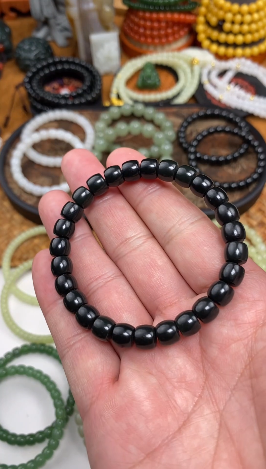 颈饰未镶嵌和田玉手串