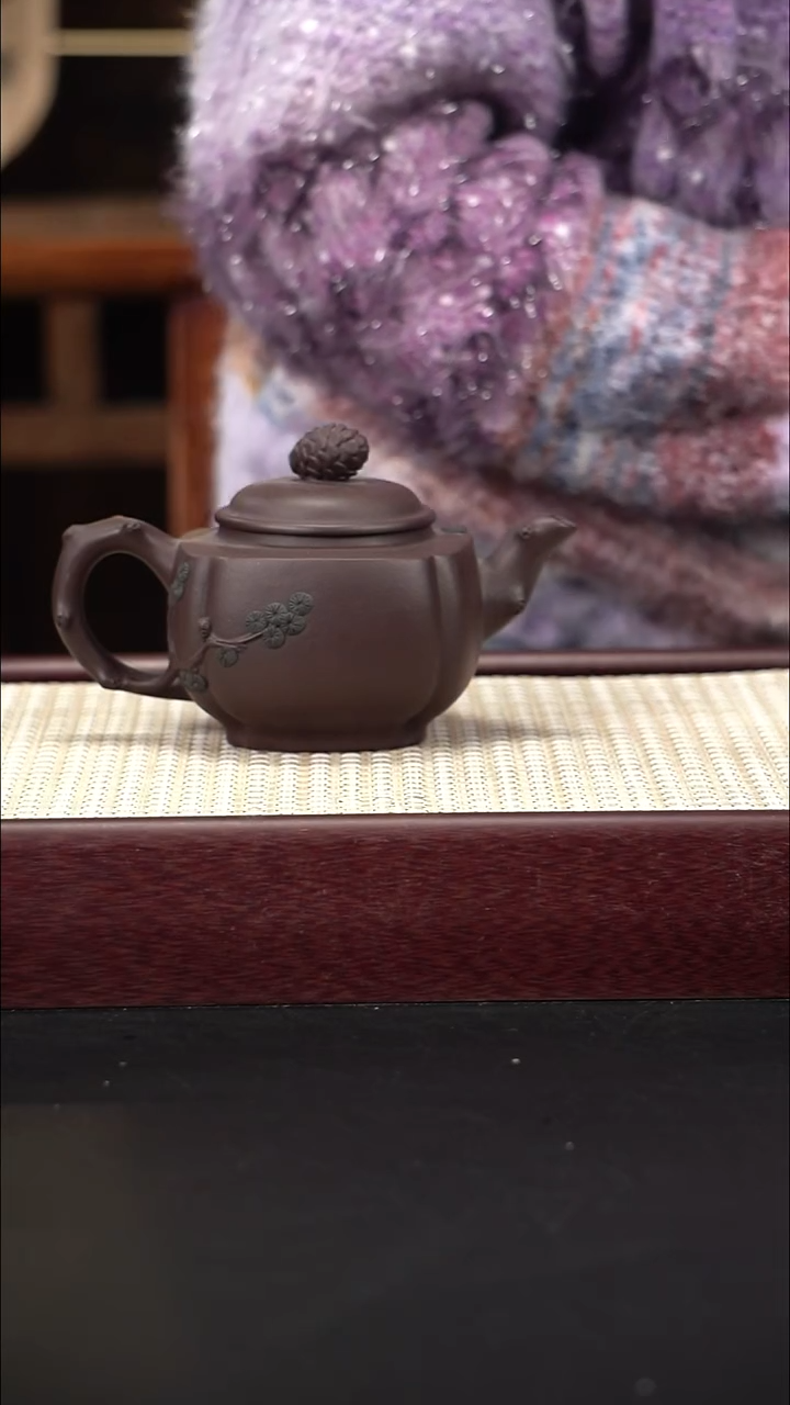 茶壶紫砂紫泥 四方松果