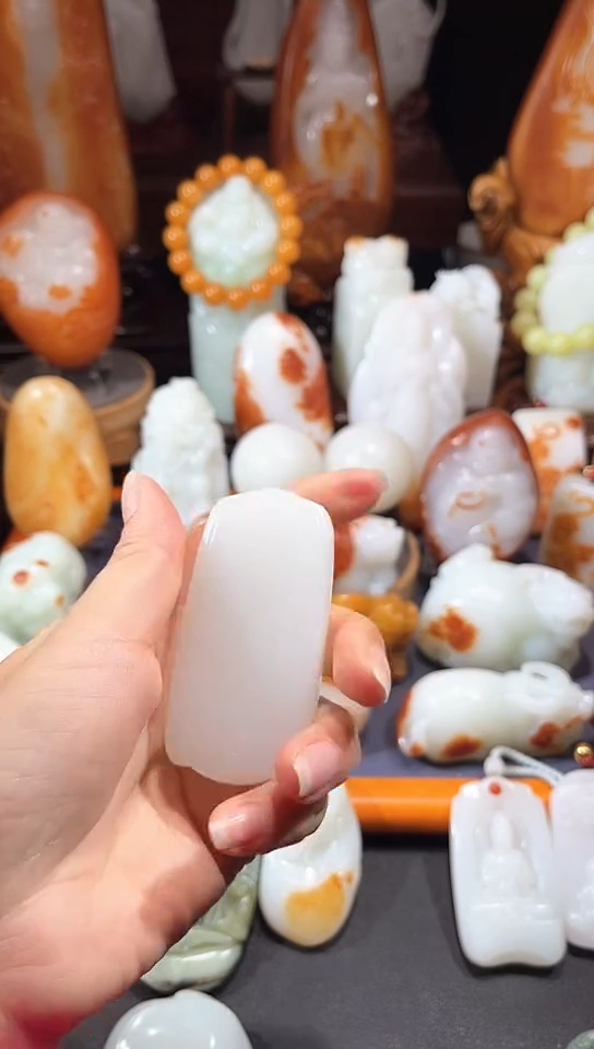 未镶嵌和田玉挂件精品