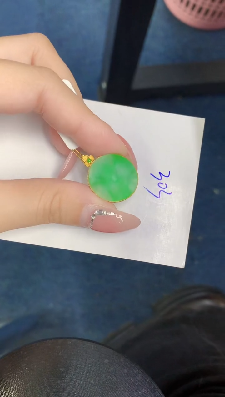 【闪购商品】翡翠颈饰18K金镶嵌000000000