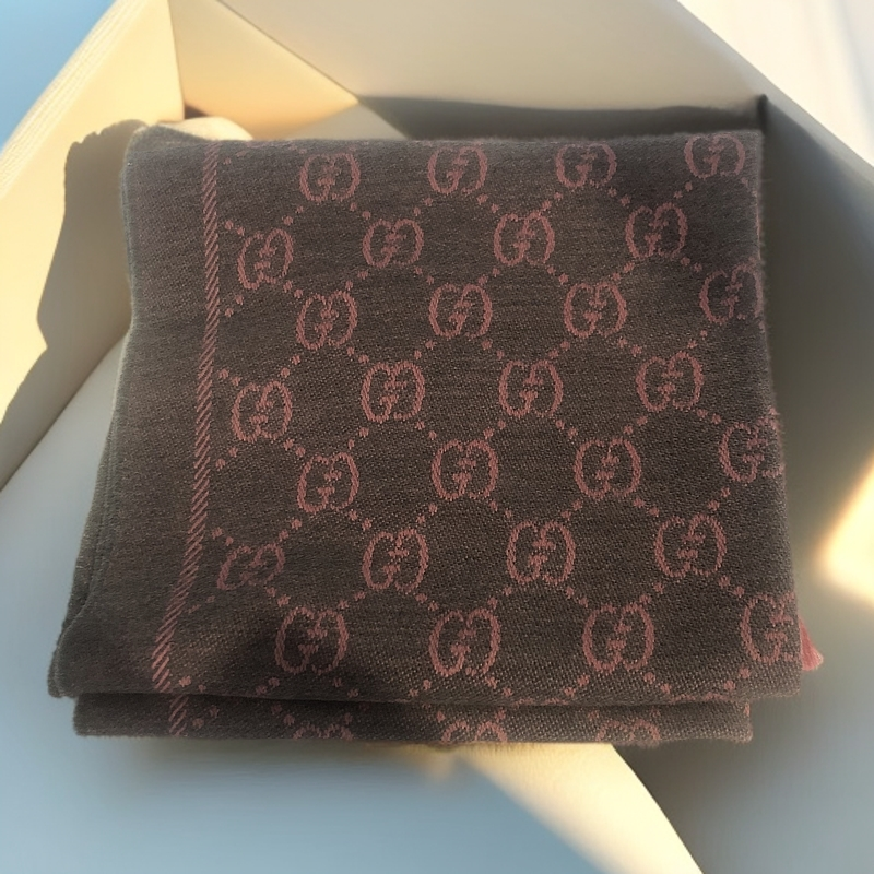 95新 GUCCI/古驰 丝巾 围巾 24669