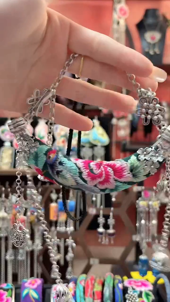 织绣武**蕊 云织谣民族风精美饰品   478