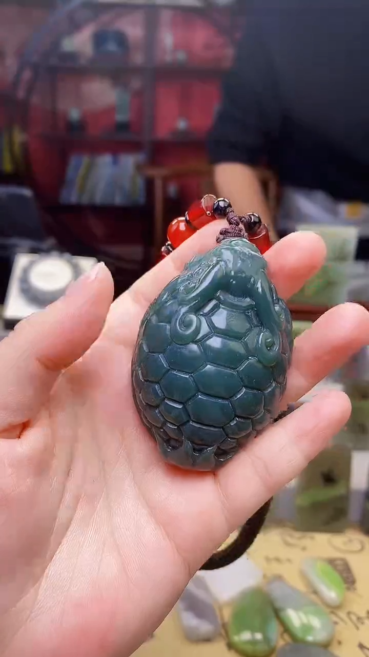 和田玉未镶嵌把件325