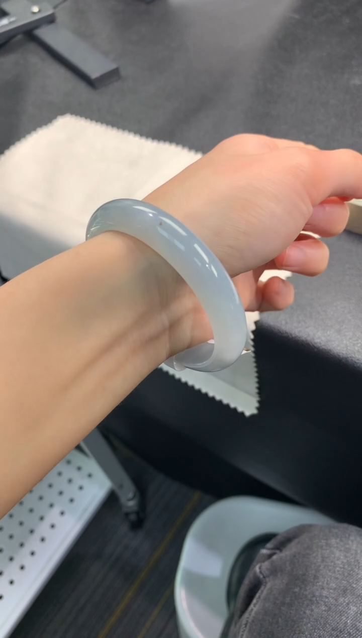 【闪购商品】翡翠手镯未镶嵌..........