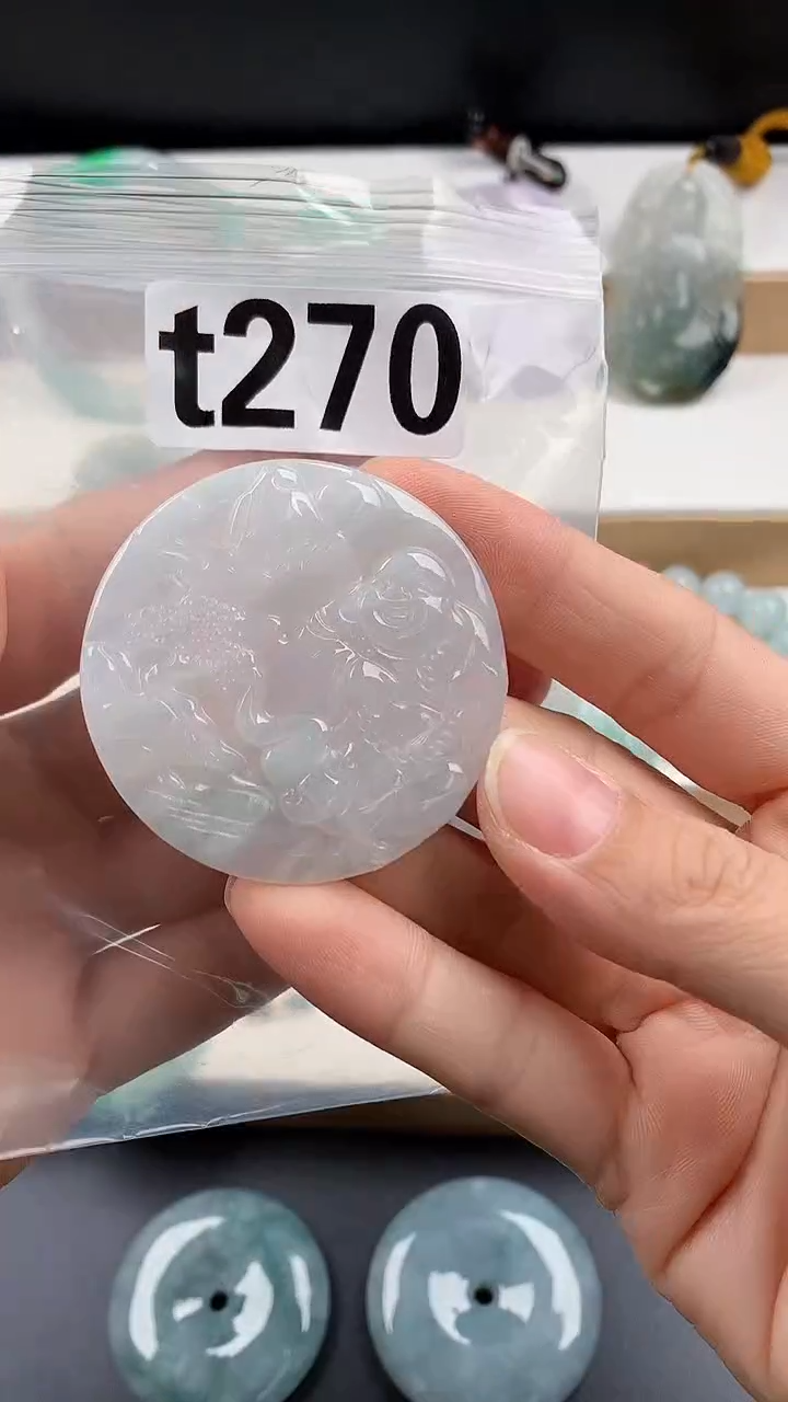 颈饰未镶嵌翡翠天然翡翠吊坠挂件