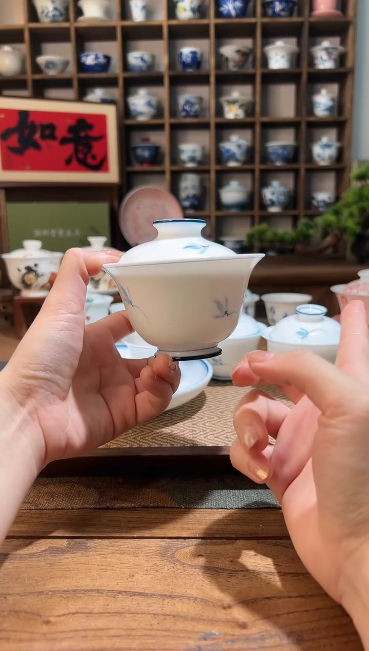 【闪购商品】160cc大二才玉兰花盖碗  