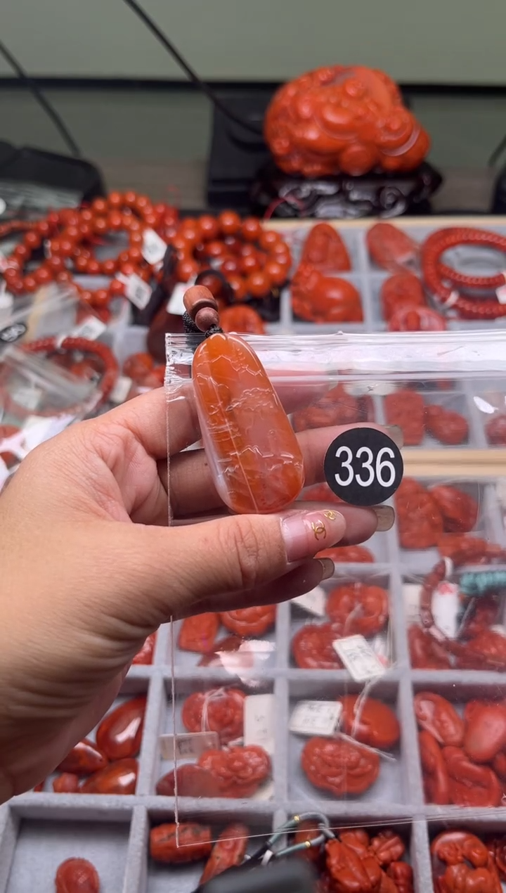 【闪购商品】南红玛瑙珠宝奇石未镶嵌336