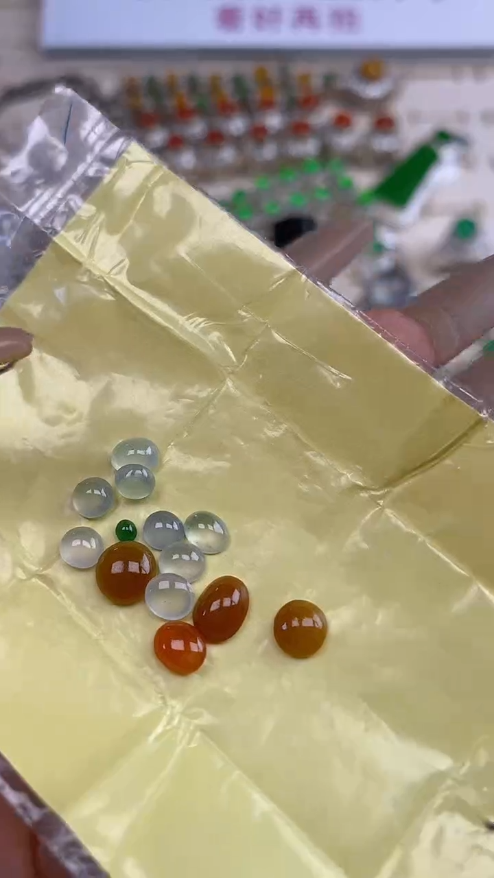 定制翡翠未镶嵌天然翡翠蛋面199