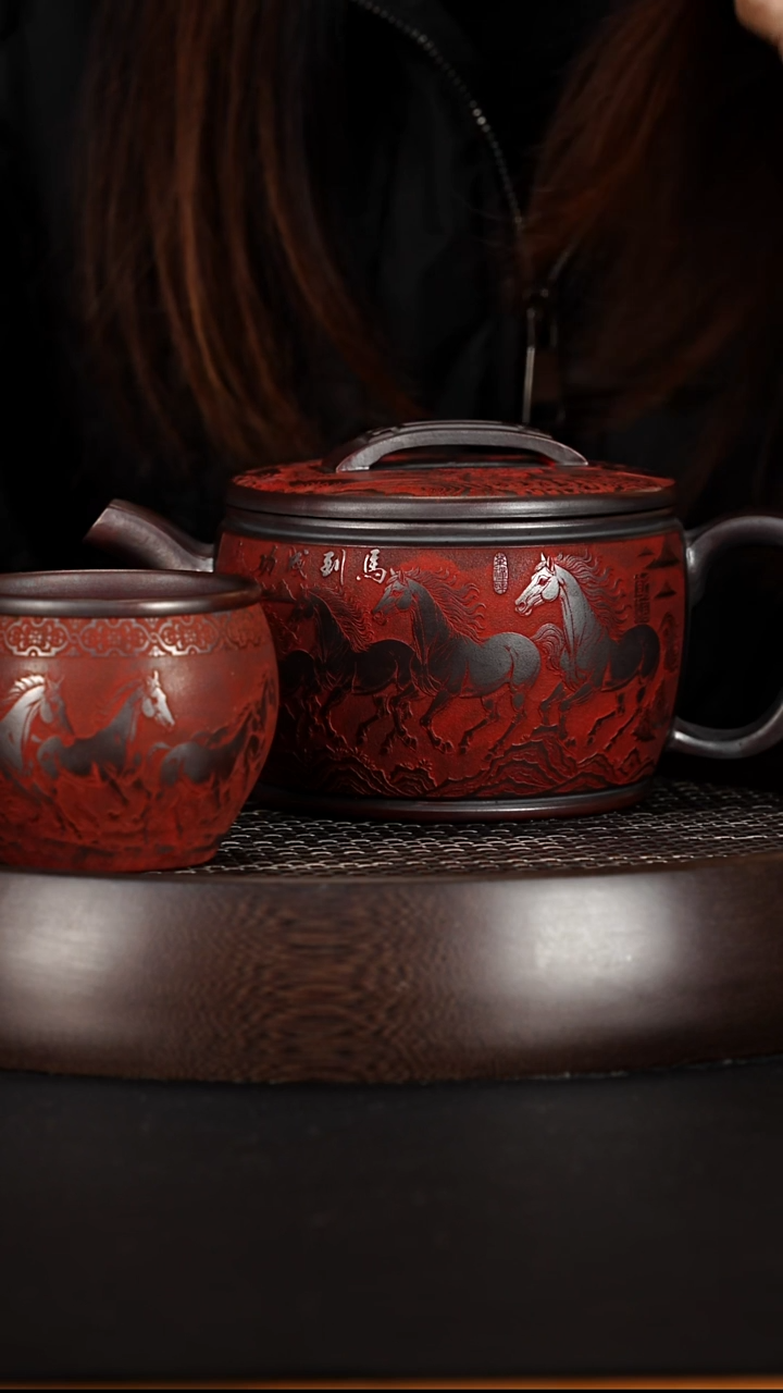 茶壶紫砂宜兴紫砂壶龙山古乌泥柴烧汉瓦500cc