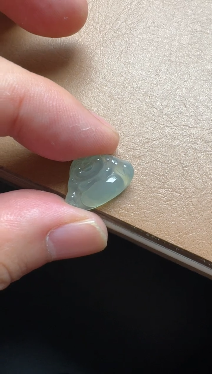 【闪购商品】翡翠颈饰未镶嵌佛公