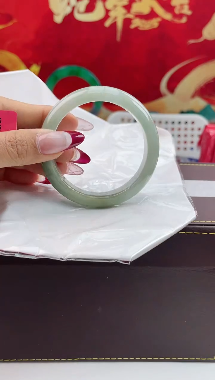 【闪购商品】翡翠手镯未镶嵌13翡翠手镯