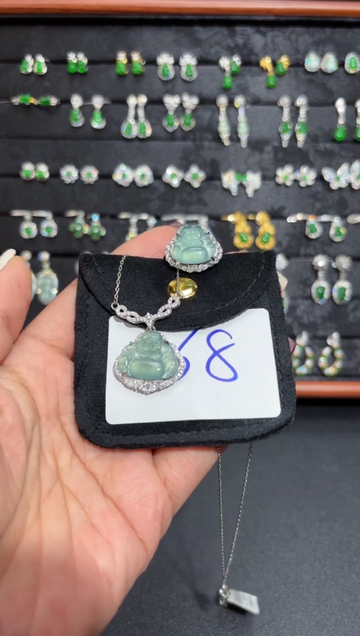 【闪购商品】翡翠颈饰银S925镶嵌佛公/支持复检/一件