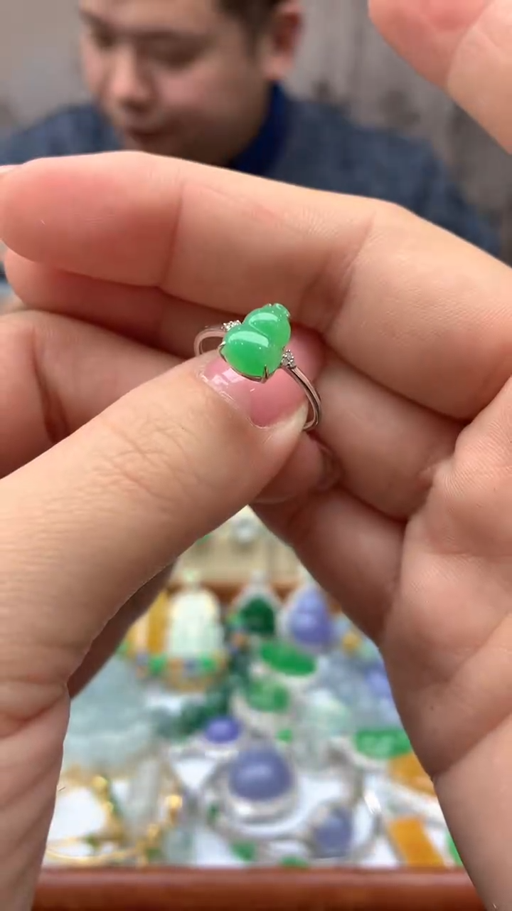 【闪购商品】翡翠戒指18K金镶嵌192-天然翡翠
