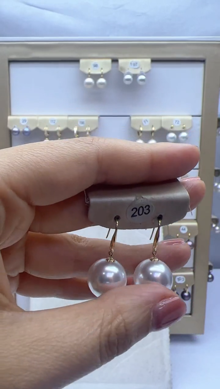 【闪购商品】淡水珍珠耳饰18K金镶嵌203