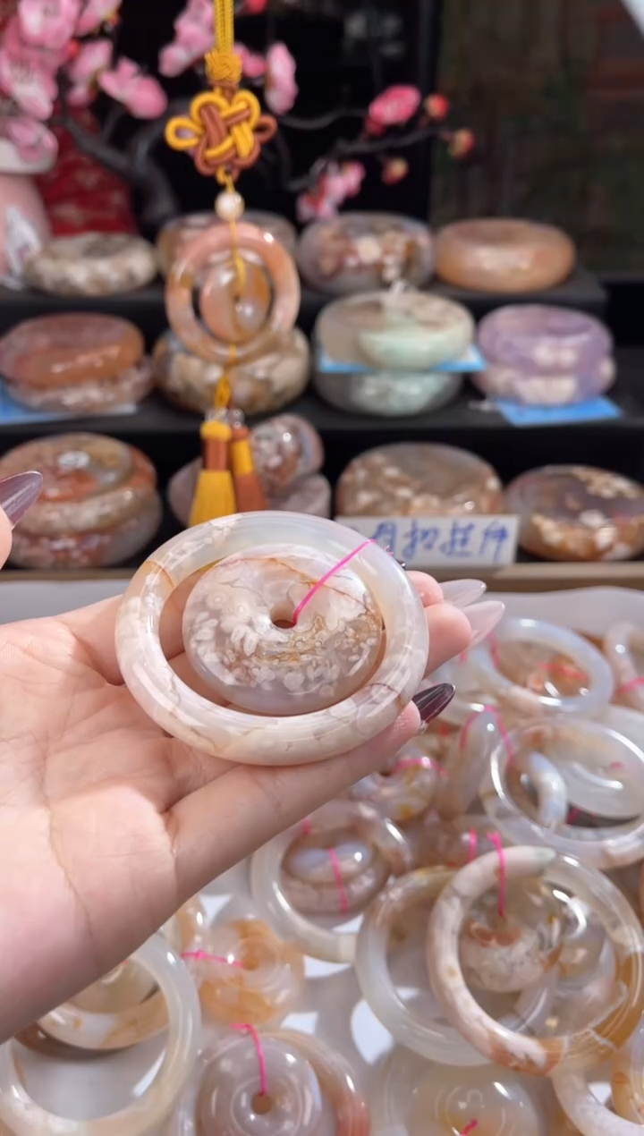 【闪购商品】玛瑙/玉髓手镯未镶嵌48