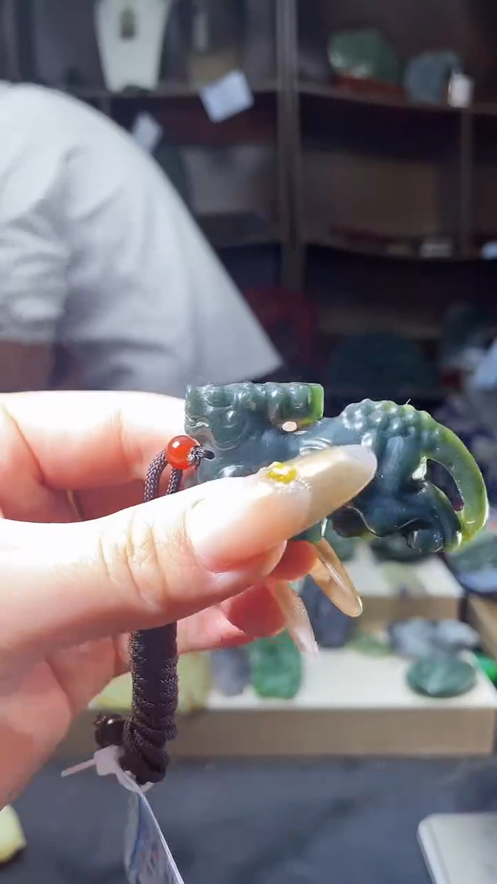 【闪购商品】和田玉颈饰未镶嵌1