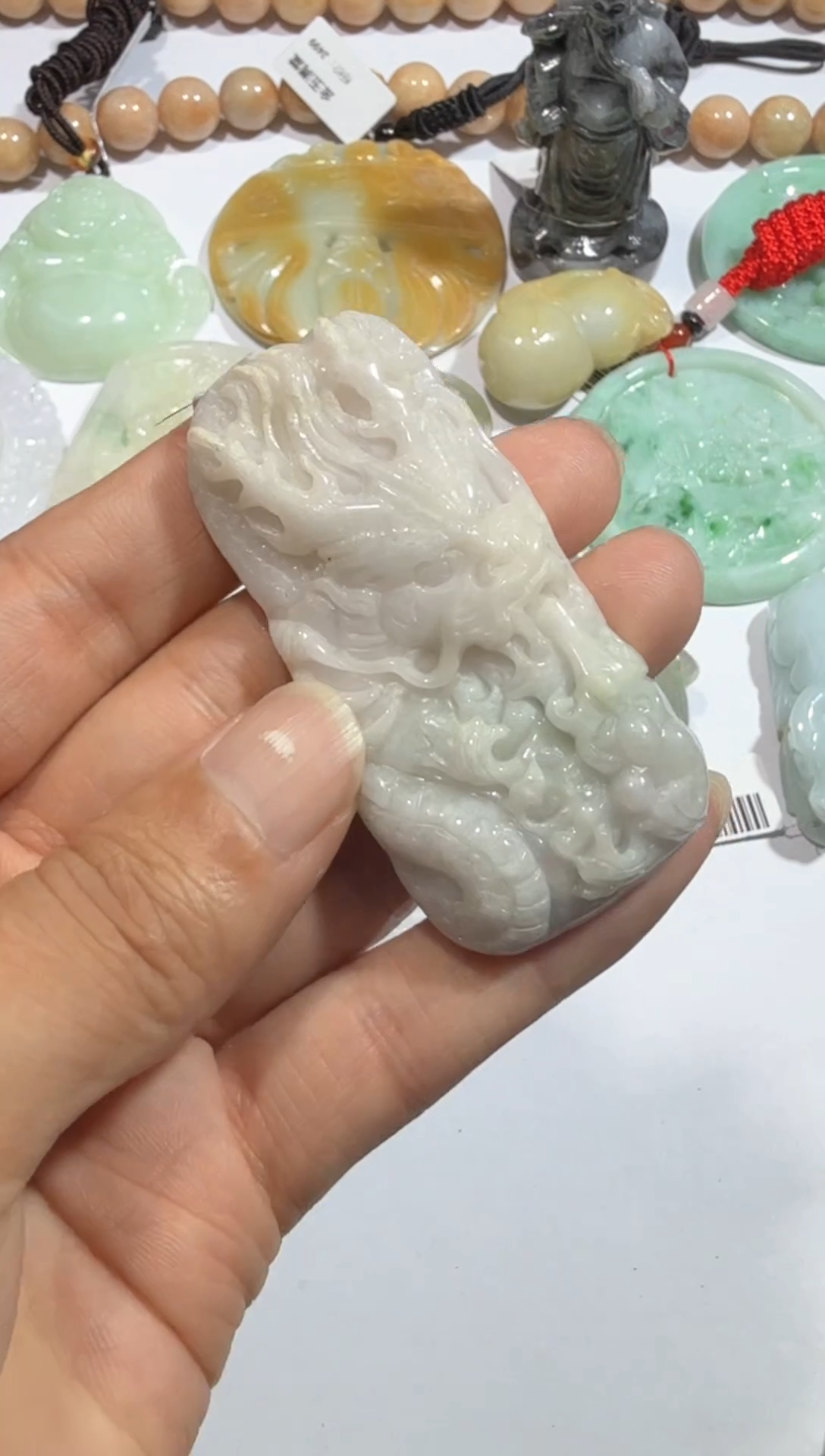 【闪购商品】翡翠颈饰未镶嵌00015374