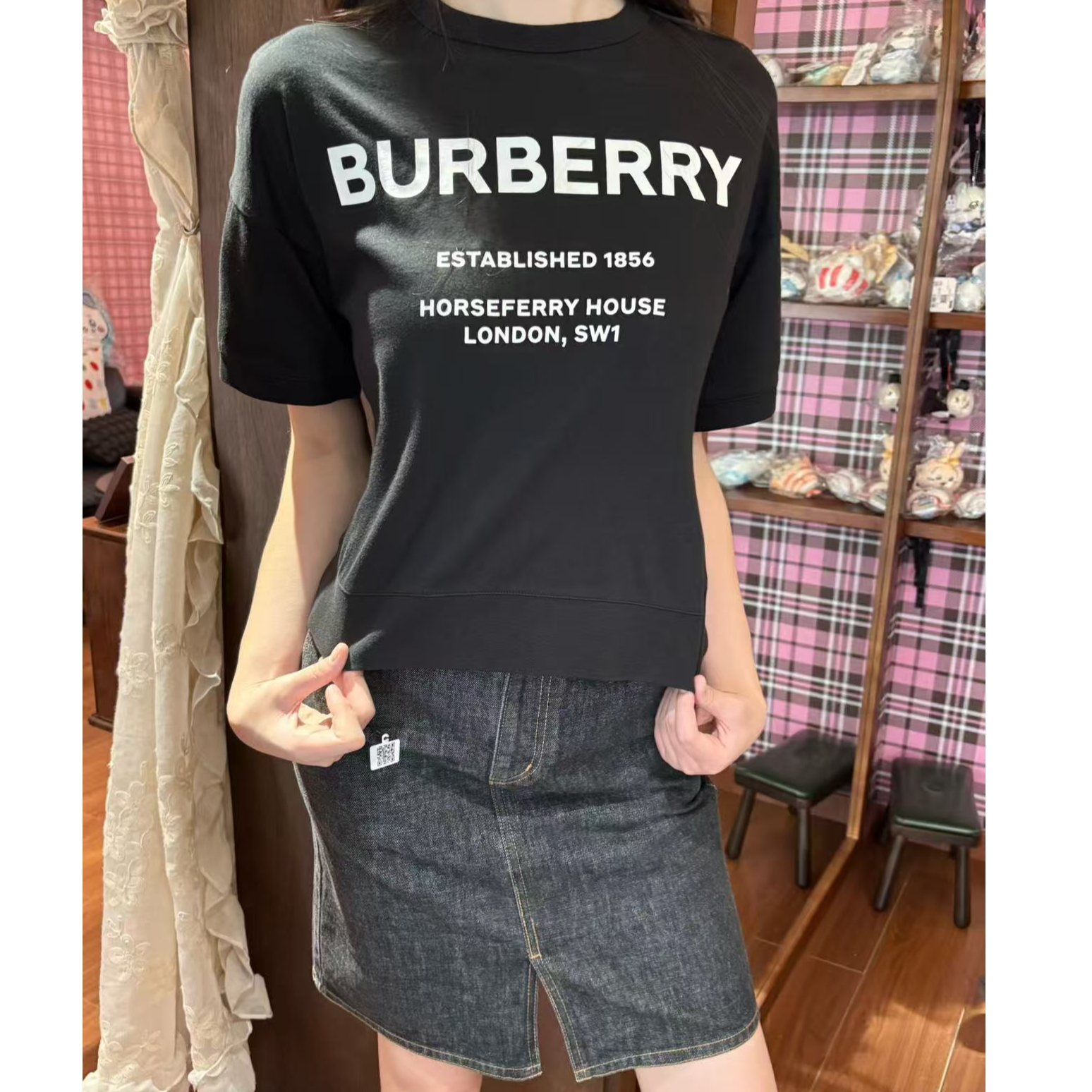 95新 BURBERRY/博柏利 BURBERRY黑色短袖