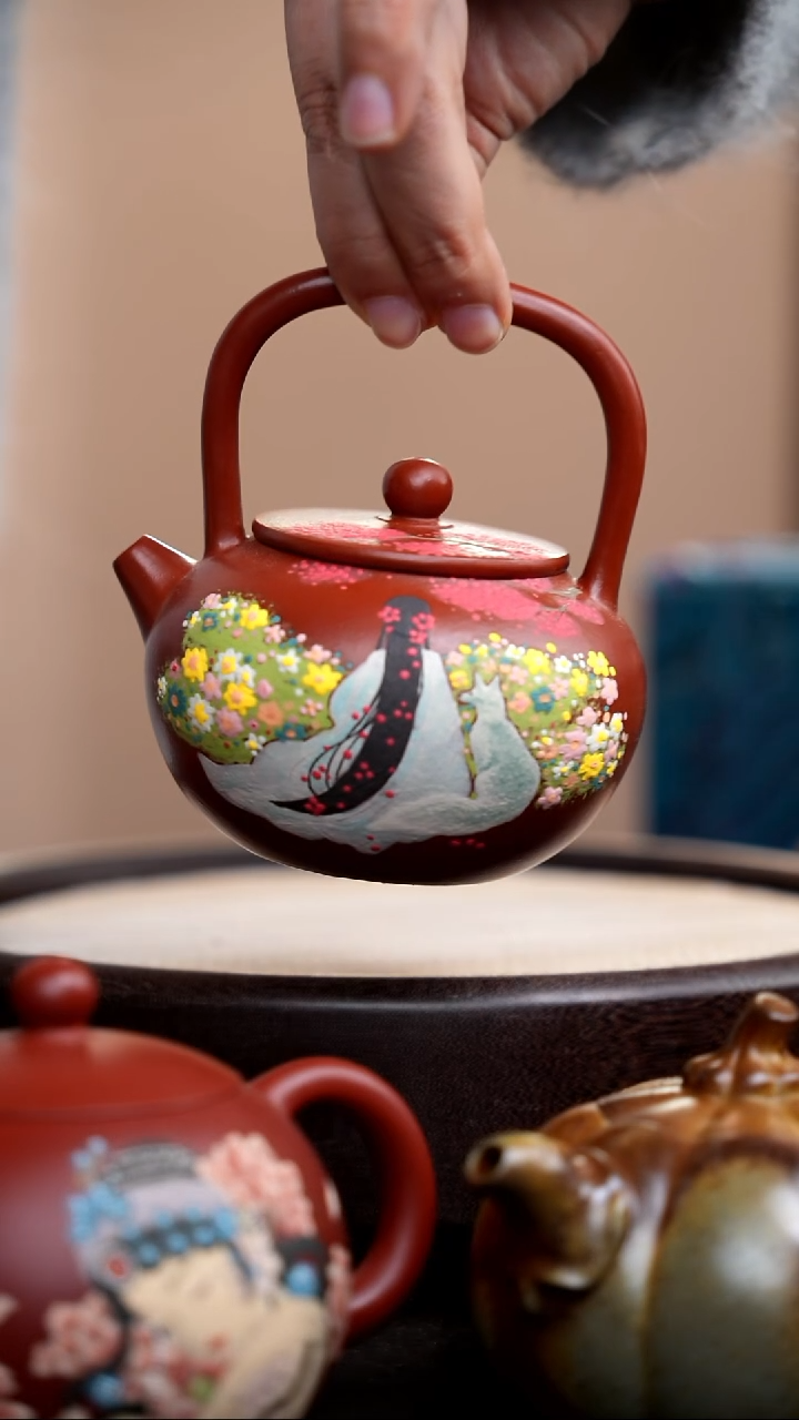 茶壶紫砂朱泥圆珠提梁泥绘背影繁花017