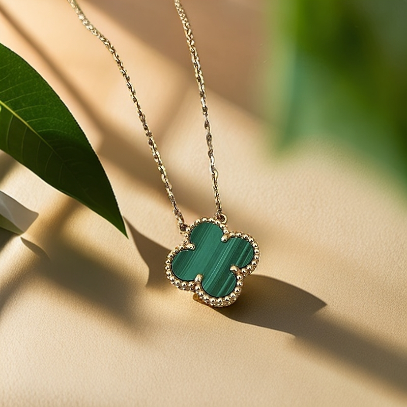 合金项链 （V金工艺）轻奢精工小众绿色气质镶钻四叶项链锁骨链C019