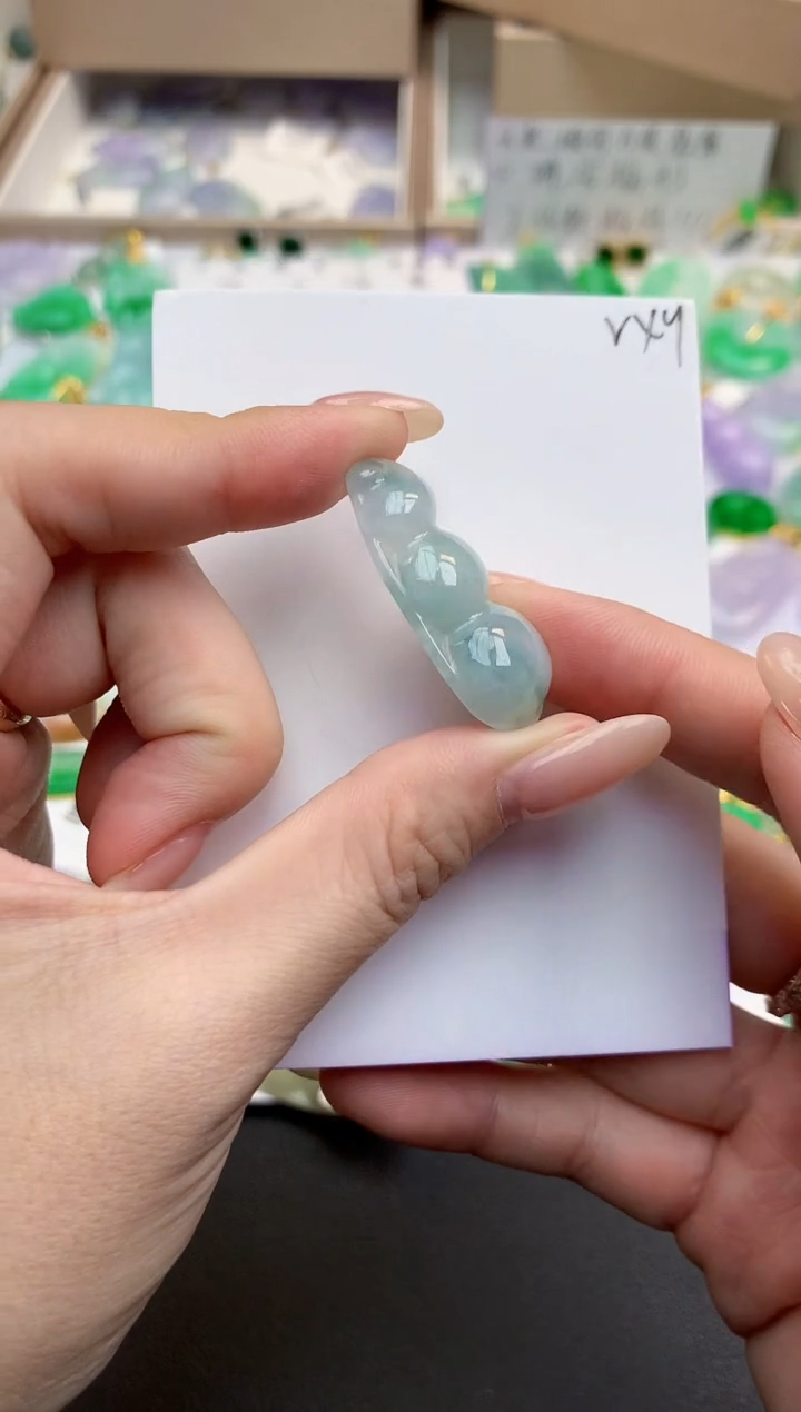 颈饰未镶嵌翡翠111111111