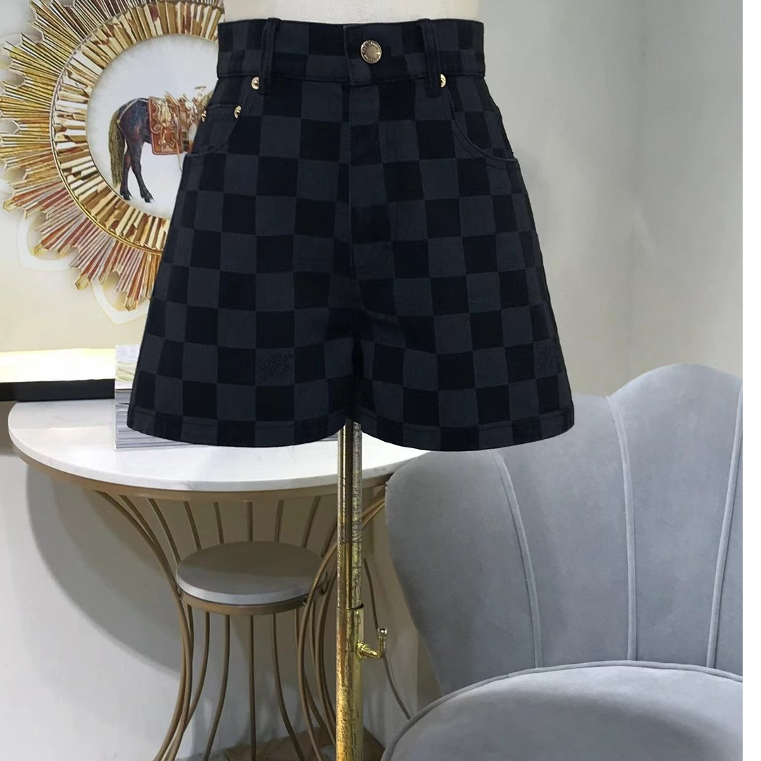 W慕溢-061灰色格纹休闲短裤