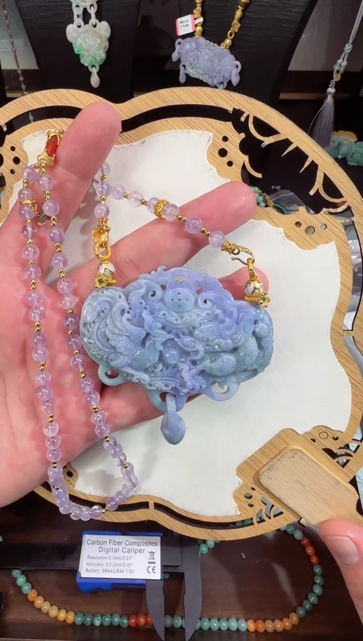 【闪购商品】翡翠颈饰未镶嵌拍照