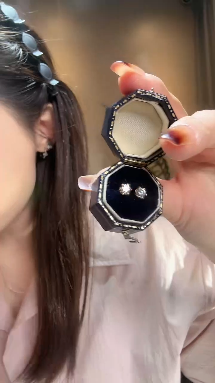 18K金镶嵌实验室培育钻石耳饰6爪耳钉30分