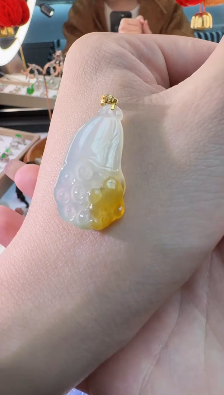 【闪购商品】翡翠18K金镶嵌颈饰缅甸翡翠A货挂件