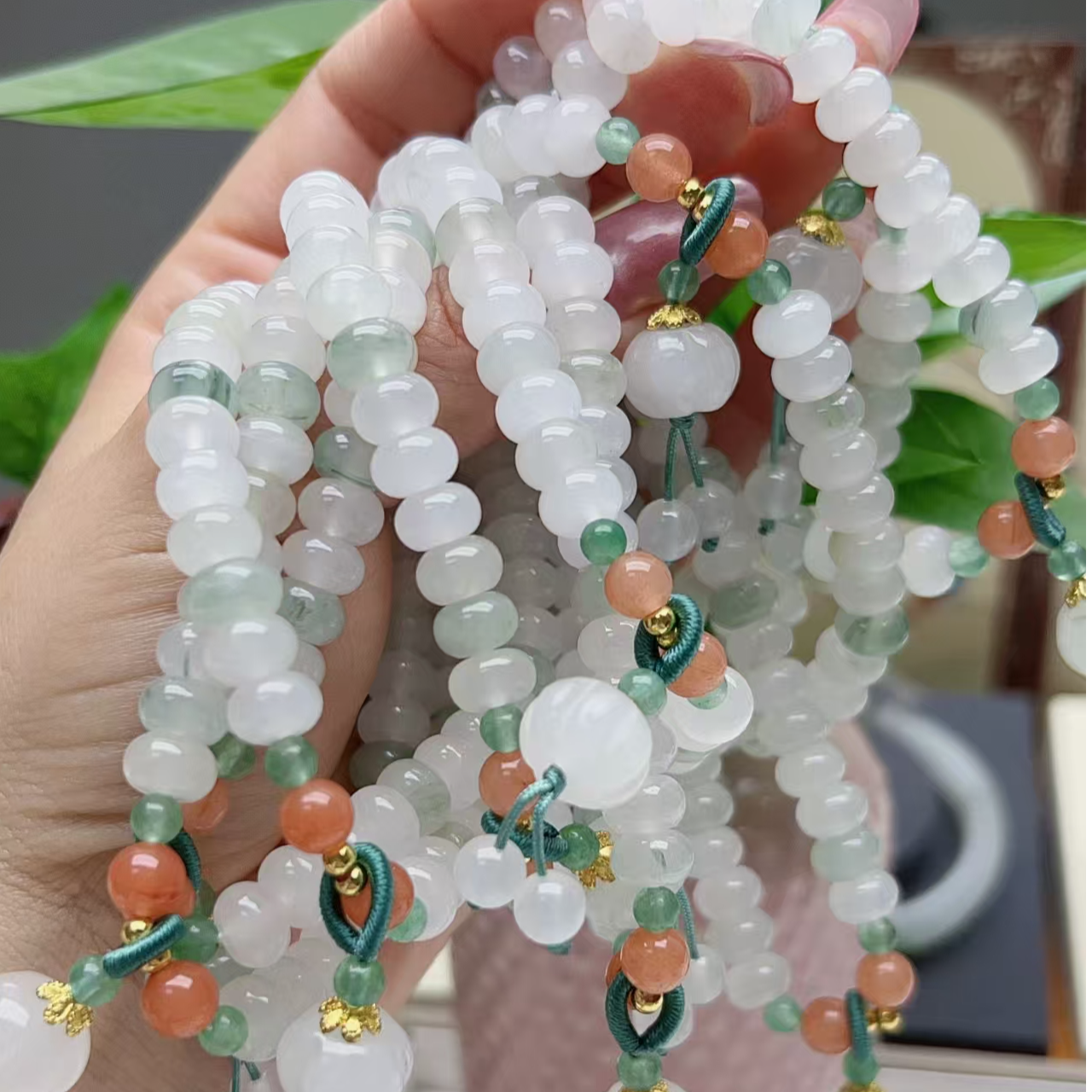 天山翠精美小手链