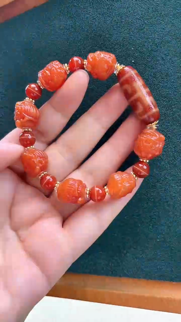 玛瑙/玉髓1未镶嵌       1