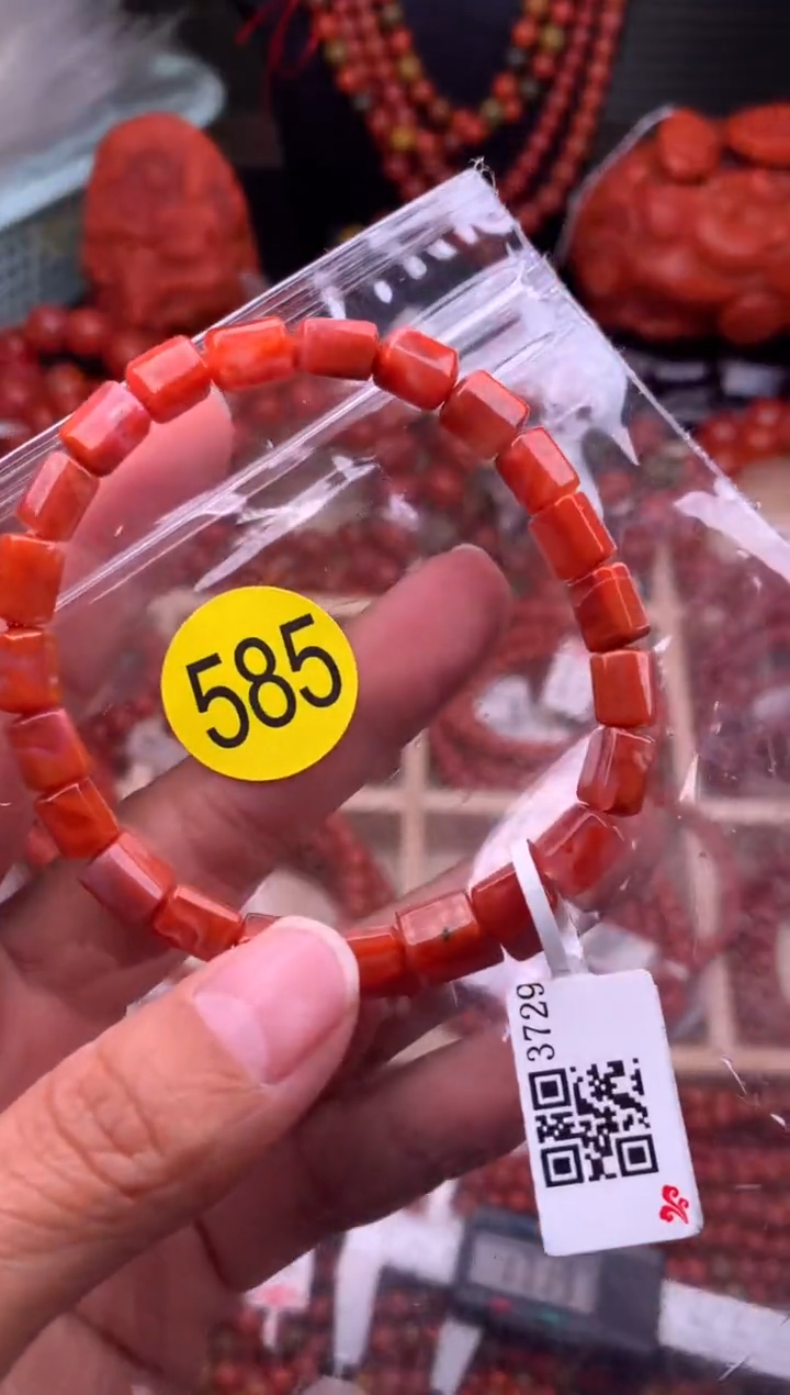 【闪购商品】南红玛瑙珠宝奇石未镶嵌585-6