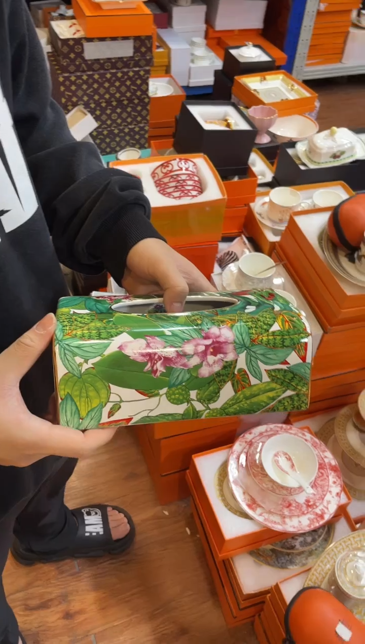 杯鸿辉家品牌瓷器，京东包邮！