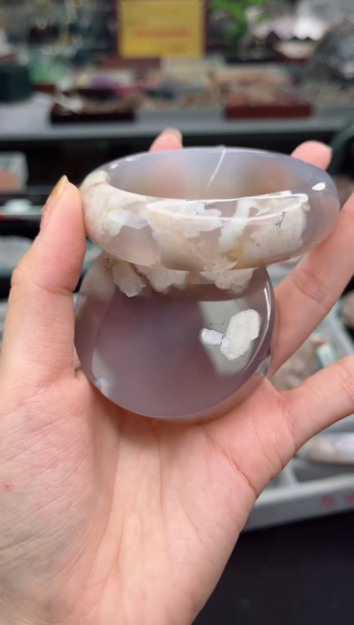 【闪购商品】石英质玉手镯未镶嵌57圈口（赠品镯心）615