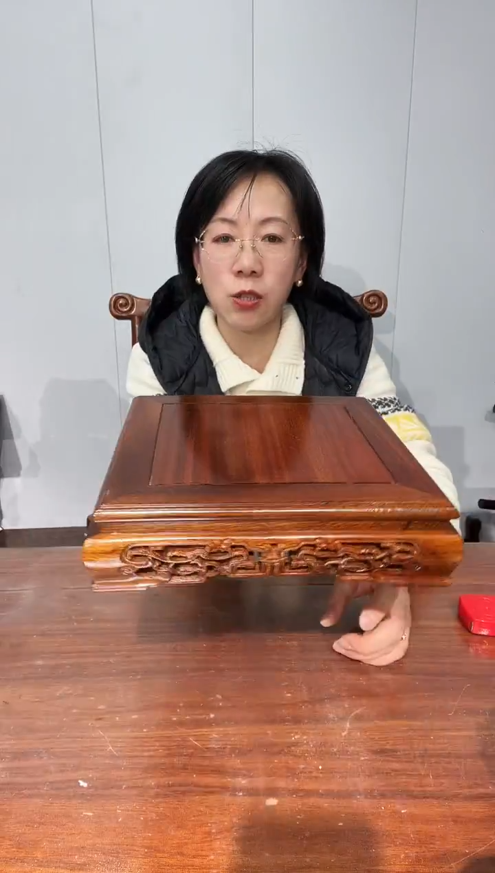 木老花正方25*25*7镂空雕花