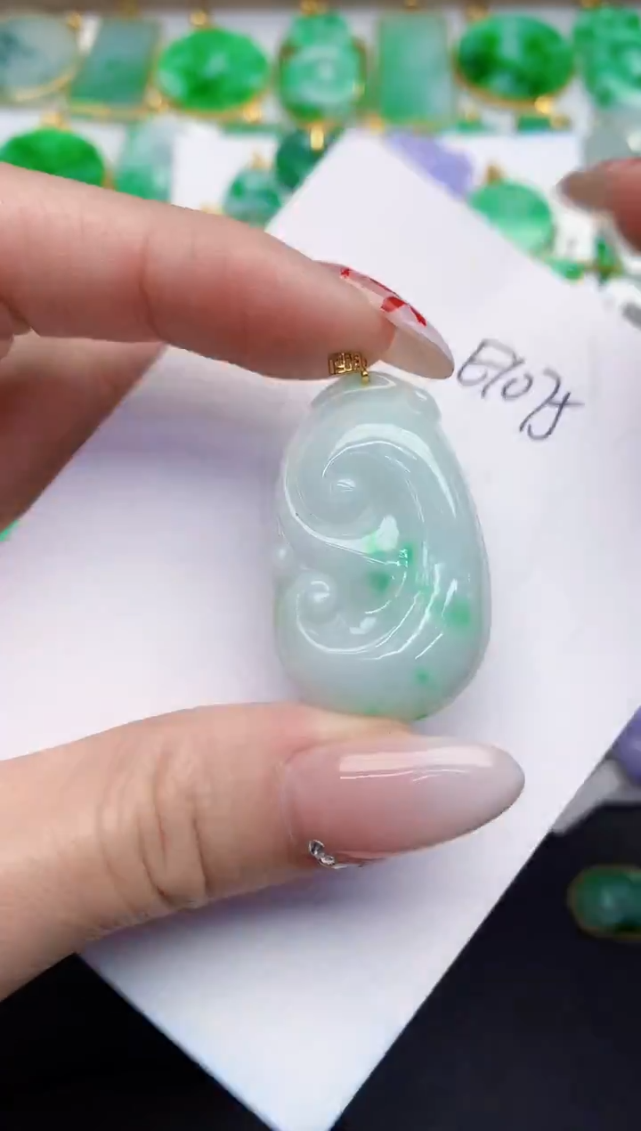 【闪购商品】翡翠颈饰18K金镶嵌0000000000