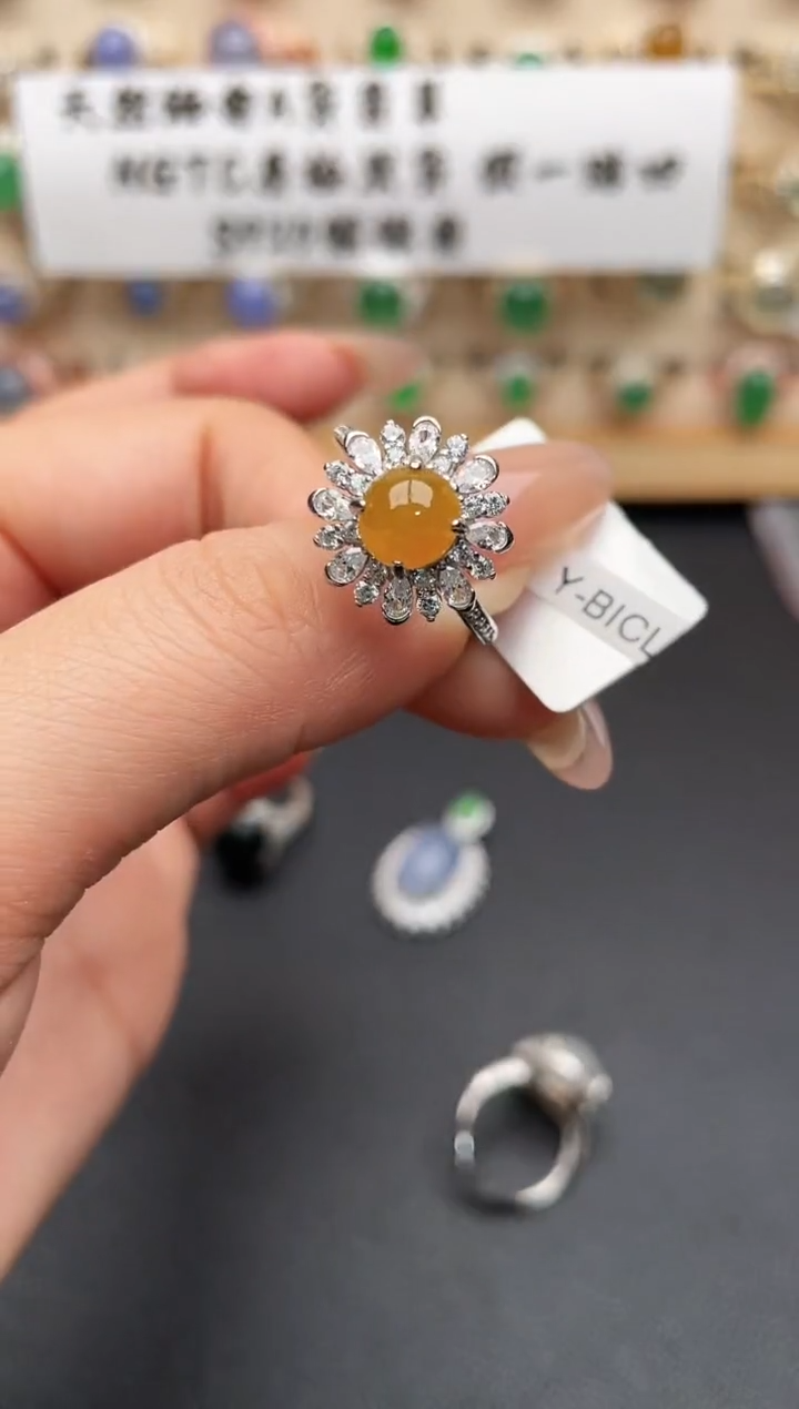 银S925镶嵌戒指翡翠一物一证一礼盒