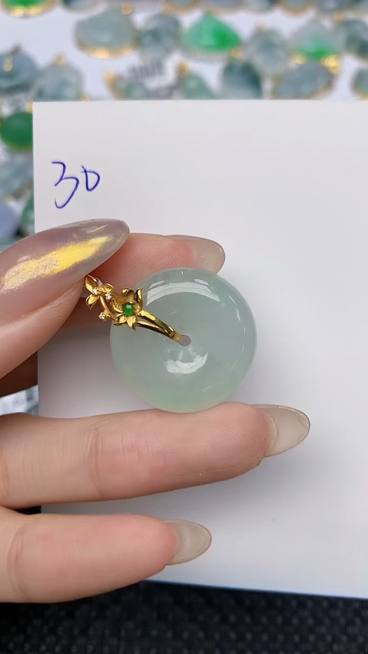 【闪购商品】翡翠颈饰18K金镶嵌天然翡翠A货