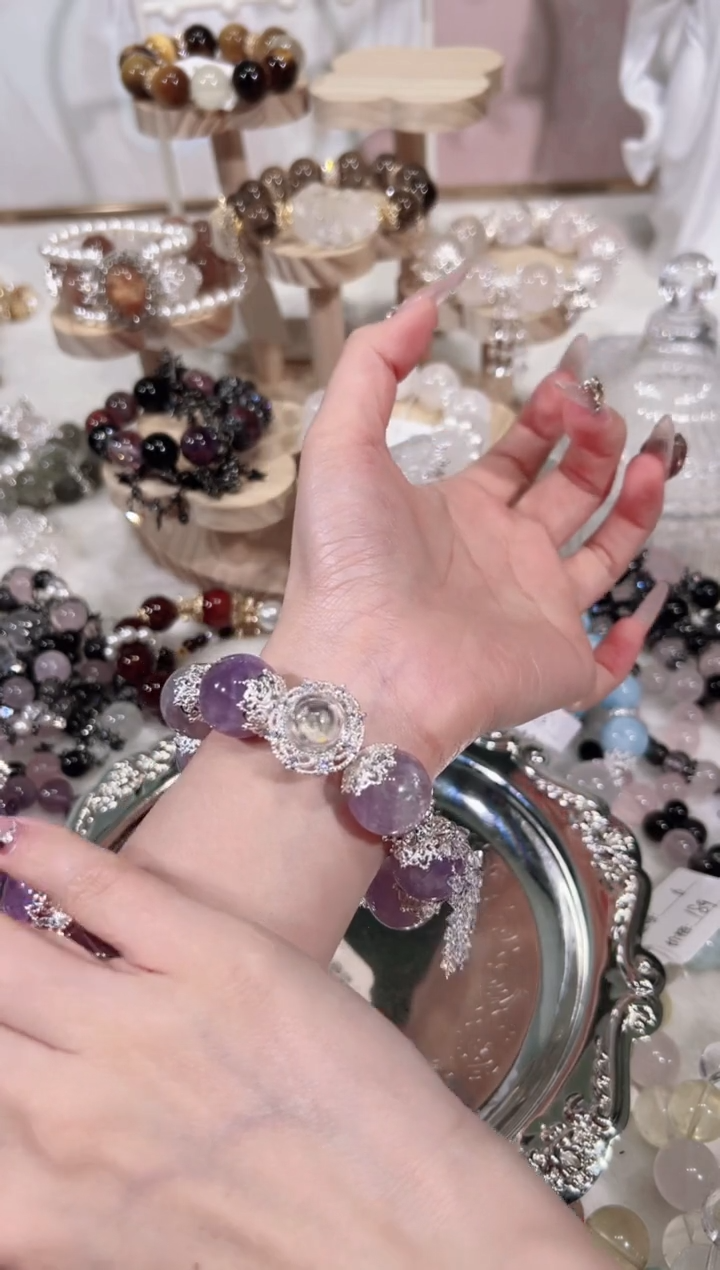 【闪购商品】水晶手链未镶嵌天然水晶默认微瑕 多样性发货发其一
